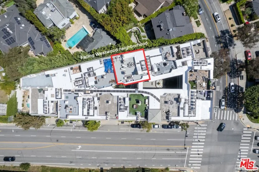 390 S Sepulveda Boulevard #409 photo 26