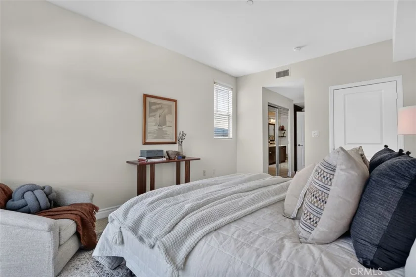4424 Whitsett Avenue #303 photo 22