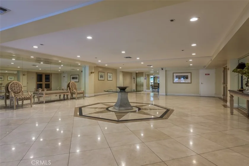 441 N Oakhurst #604 photo 21