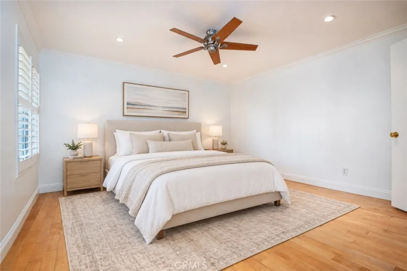 4536 Colbath Avenue #102 photo 6