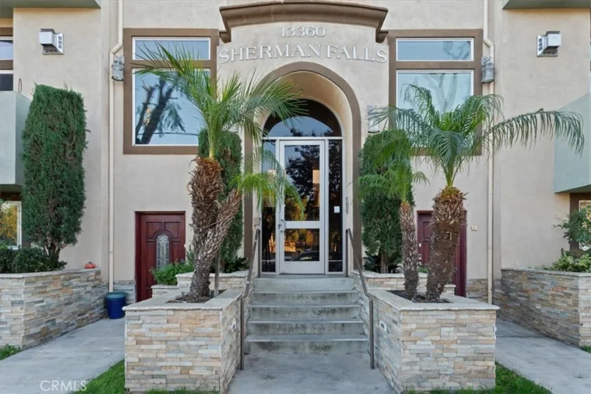 13360 Burbank Boulevard #15 photo 1