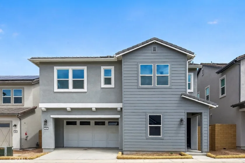 205 Briar Moon photo 1