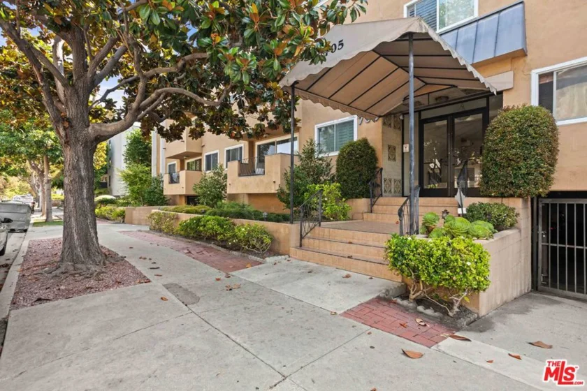 705 Westmount Drive #209 photo 17