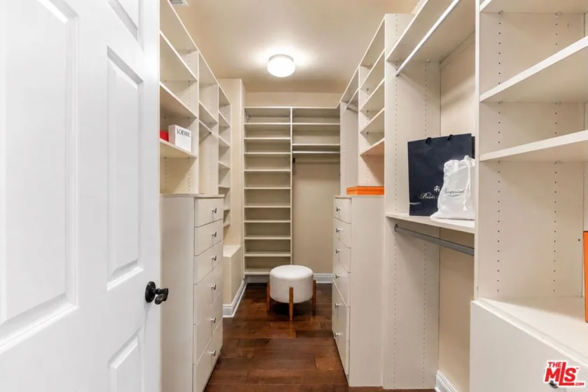 23963 De Ville Way photo 23