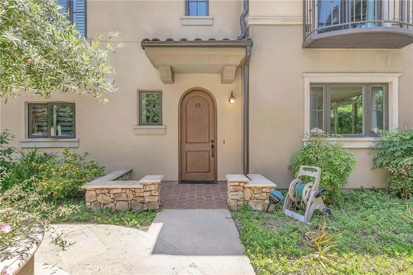 158 S Sierra Madre Boulevard #15 photo 1