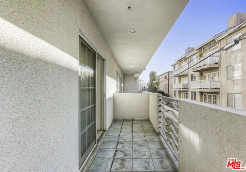 1817 Selby Avenue #102 photo 26