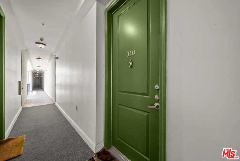 6938 Laurel Canyon Boulevard #310 photo 19