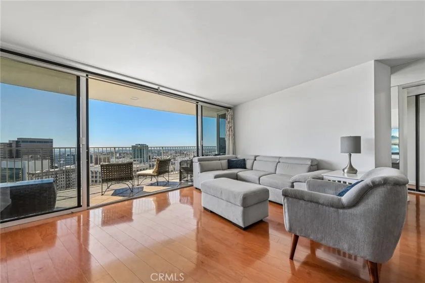 700 E Ocean Boulevard #2801 photo 18