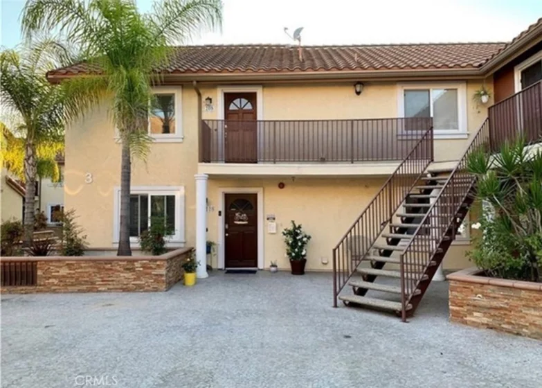 729 S Knott Avenue #208 photo 1