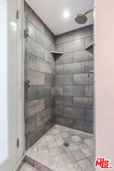 10501 Wilshire Boulevard #1902 photo 5