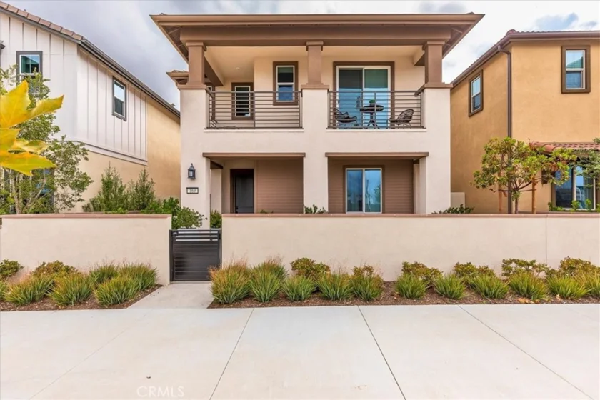 169 Great Park Boulevard photo 1