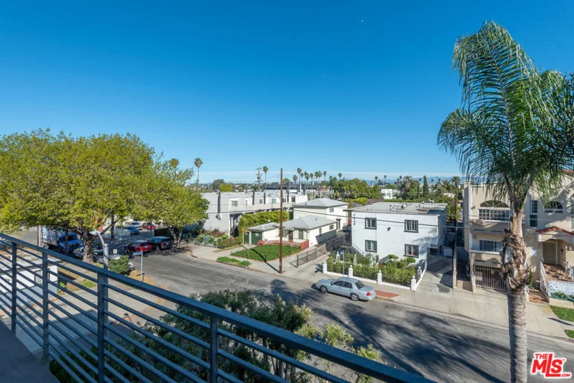 13320 Beach Avenue #304 photo 18