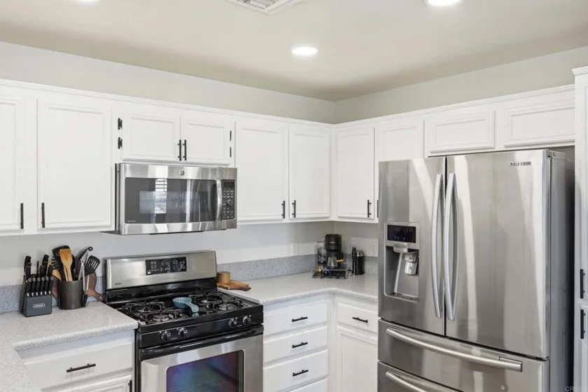 425 Whispering Willow Drive #A photo 20
