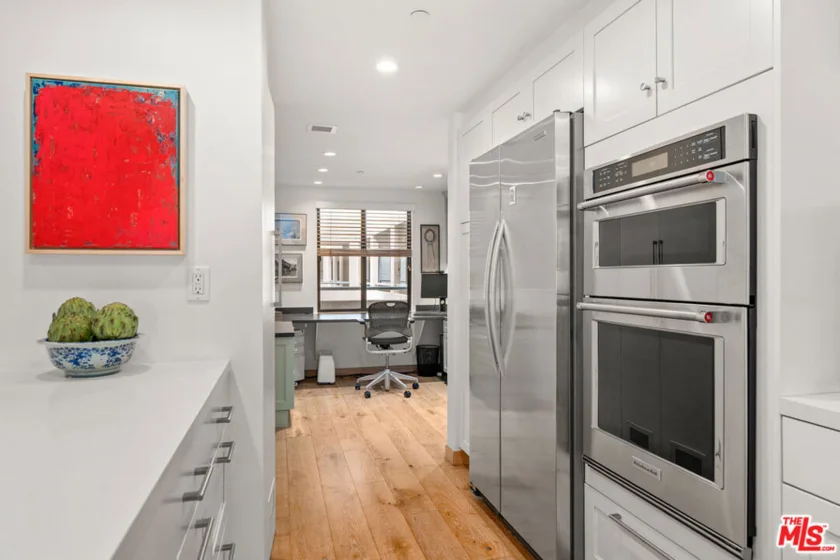 140 Ocean Park Boulevard #425 photo 9