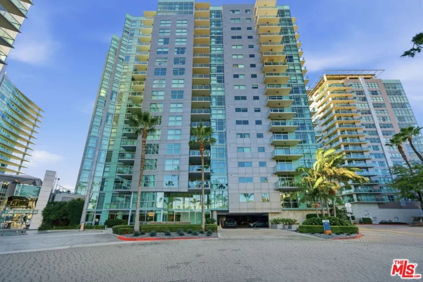 13650 Marina Pointe Drive #1603 photo 50
