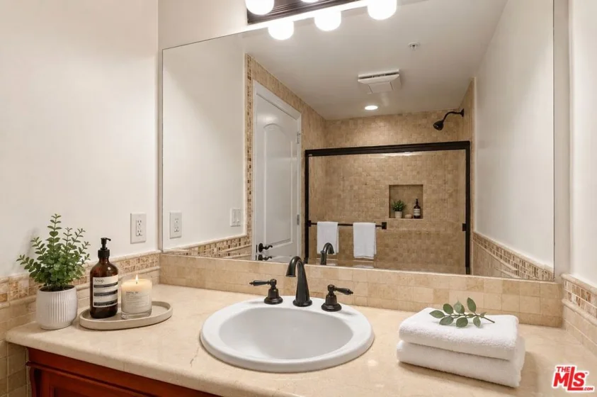 1050 N Edinburgh Avenue #103 photo 20