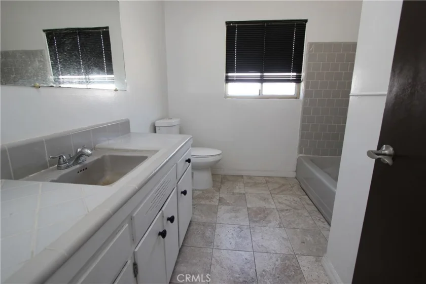 1831 E Appleton #9 photo 13