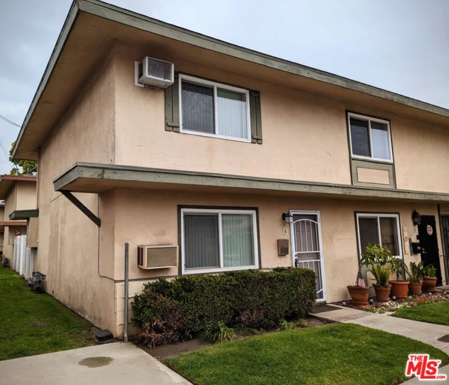 8780 Valley View Street #A photo 1