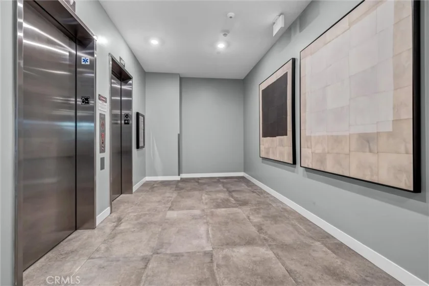 2307 Rivington photo 28
