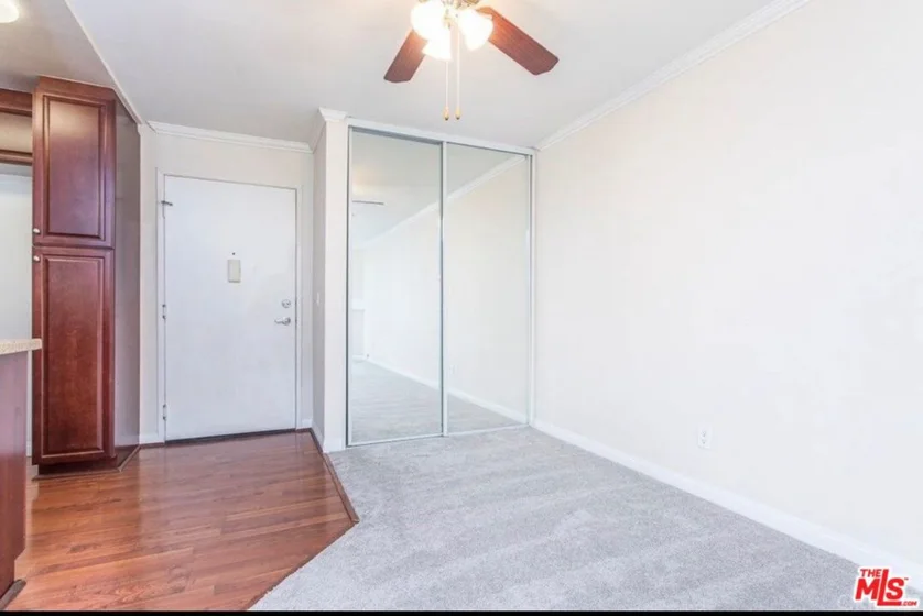 5530 Owensmouth Avenue #219 photo 4