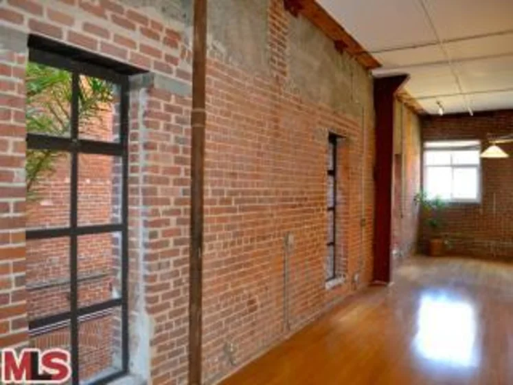 500 Molino Street #210 photo 1