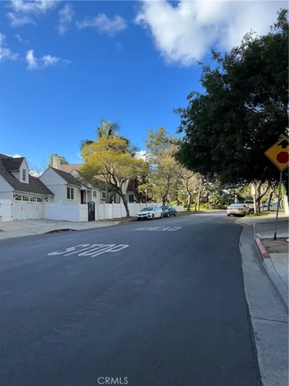 10747 Wilshire #505 photo 18