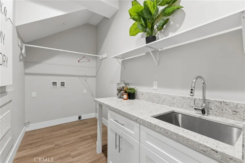 24940 Hayes photo 42