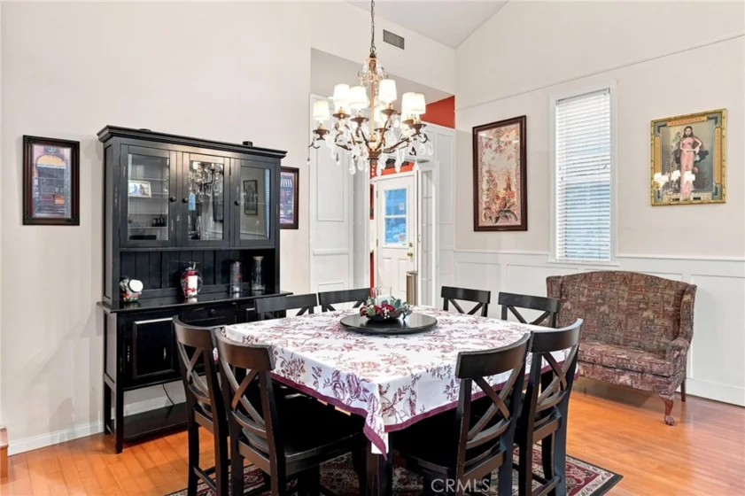 42761 Juniper photo 14