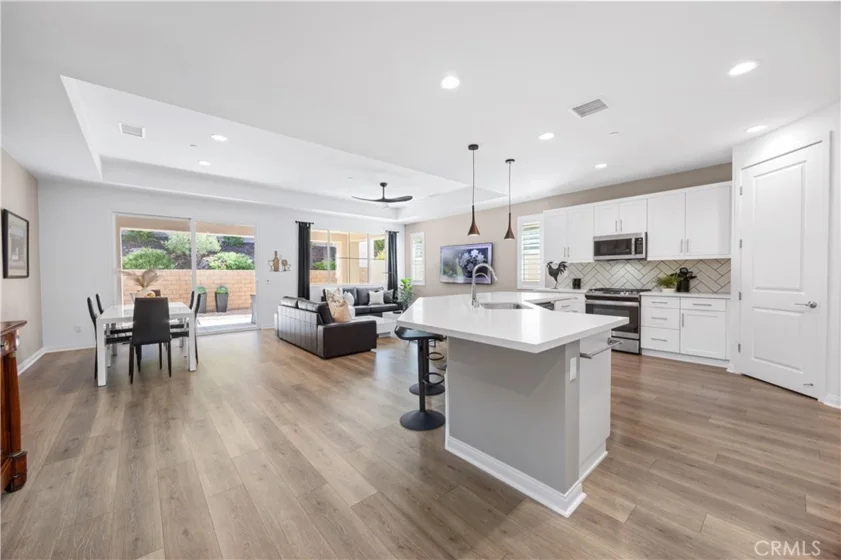 32105 Hyacinth Way photo 3