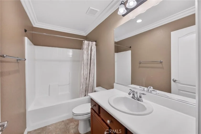 30410 Savoie Street photo 34