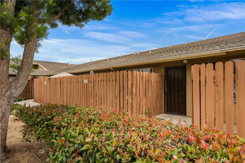 4719 Jackson Street photo 1