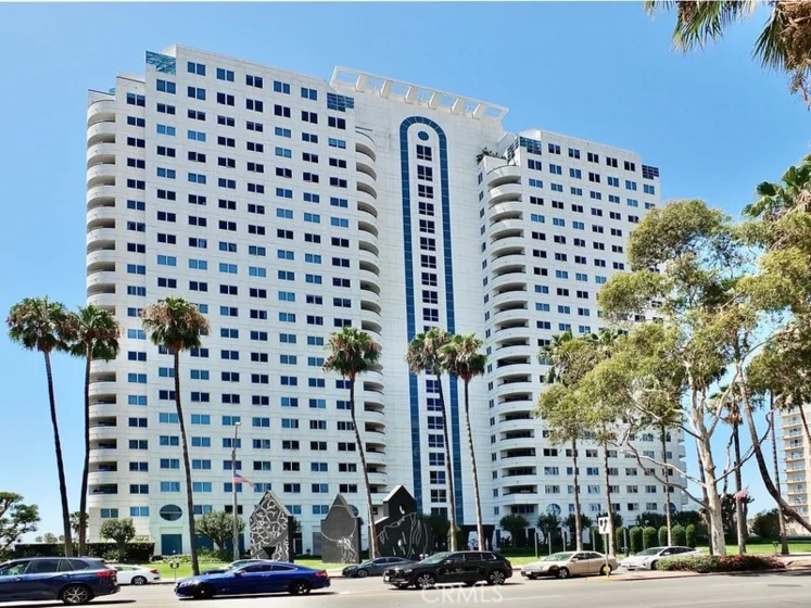 525 E Seaside Way 1007 photo 1