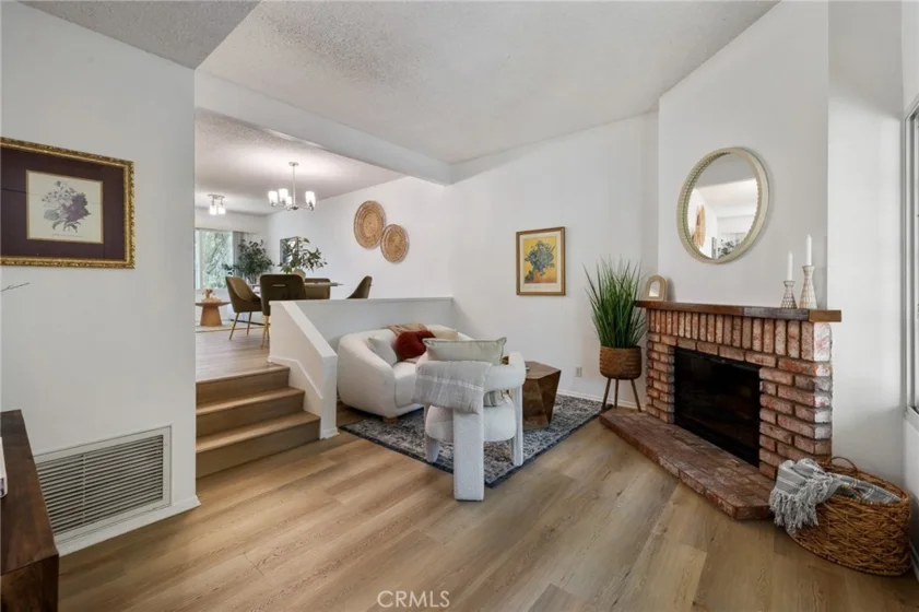 7038 De Celis Place #4 photo 1