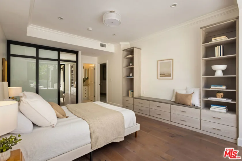 4460 Wilshire Boulevard #207 photo 54