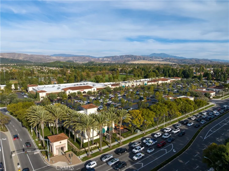 44 Burlingame photo 42