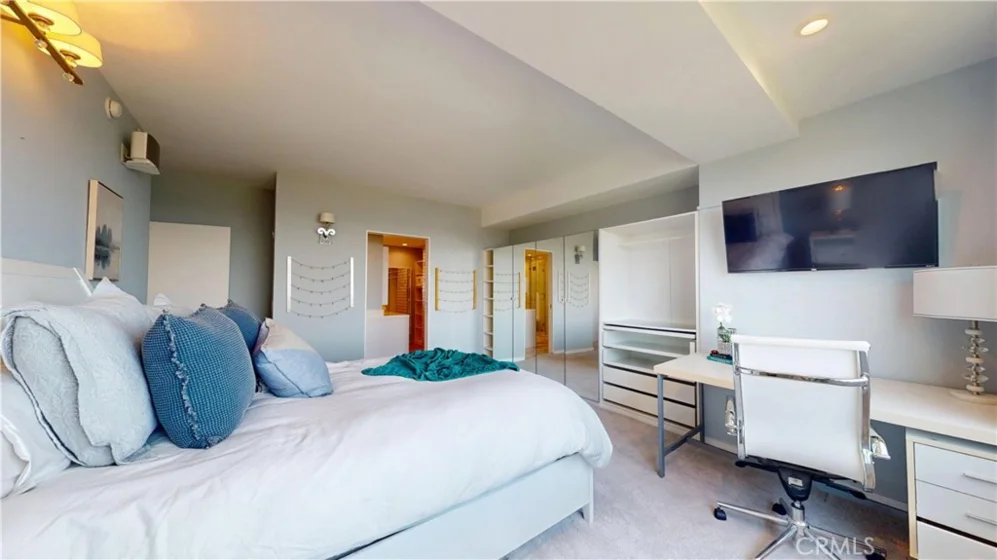 818 N Doheny Drive #908 photo 26
