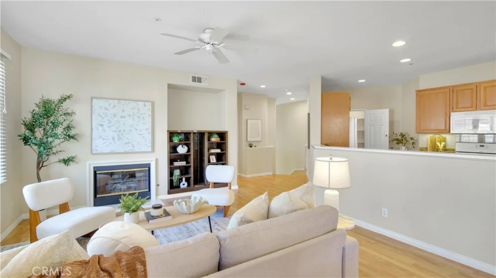 329 Rathbourne photo 6