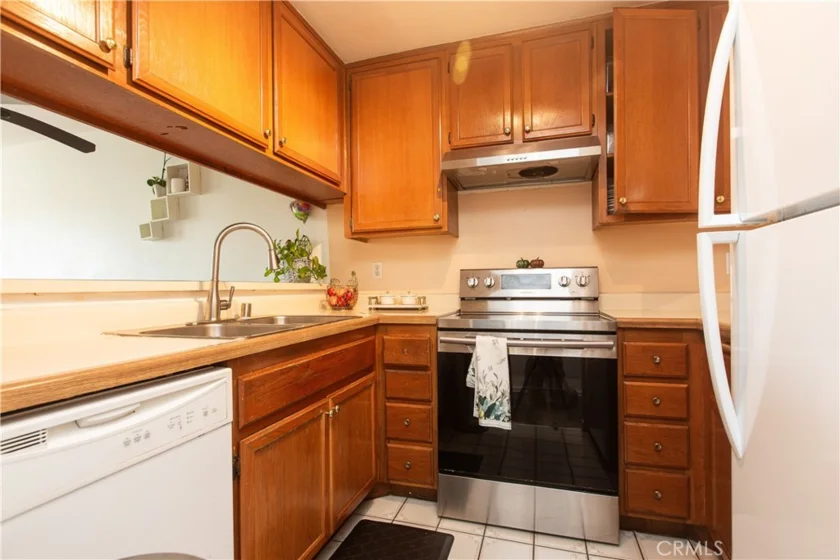 2507 E 15th Street #214 photo 12