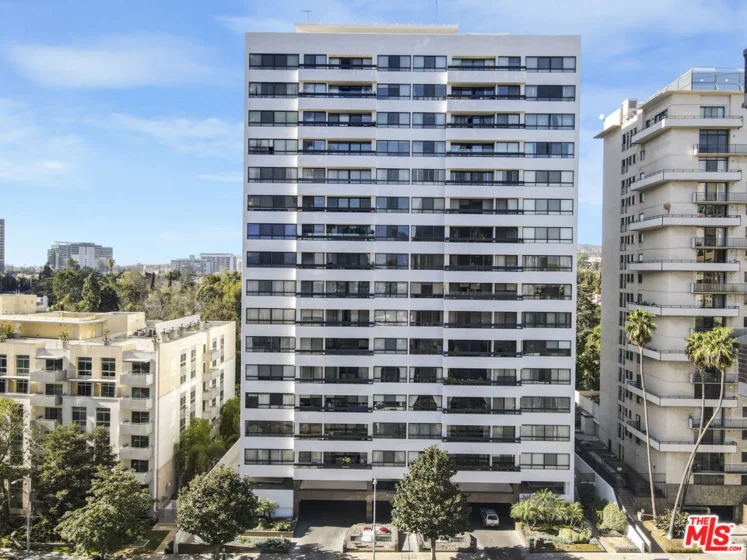 10551 Wilshire Boulevard #902 photo 2