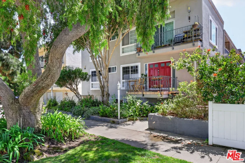 944 11th Street #9 photo 27