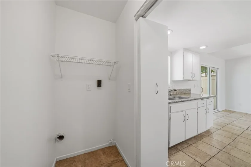 3469 Columbia photo 13