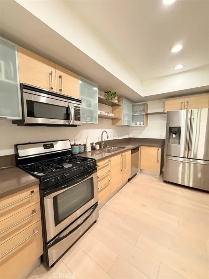 1234 Wilshire #233 photo 7