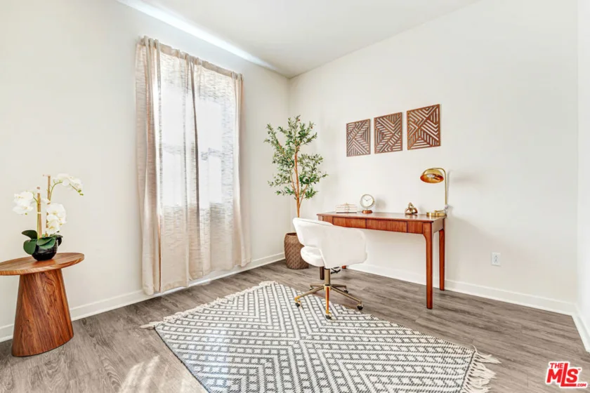 3945 Eagle Rock Boulevard #50 photo 4