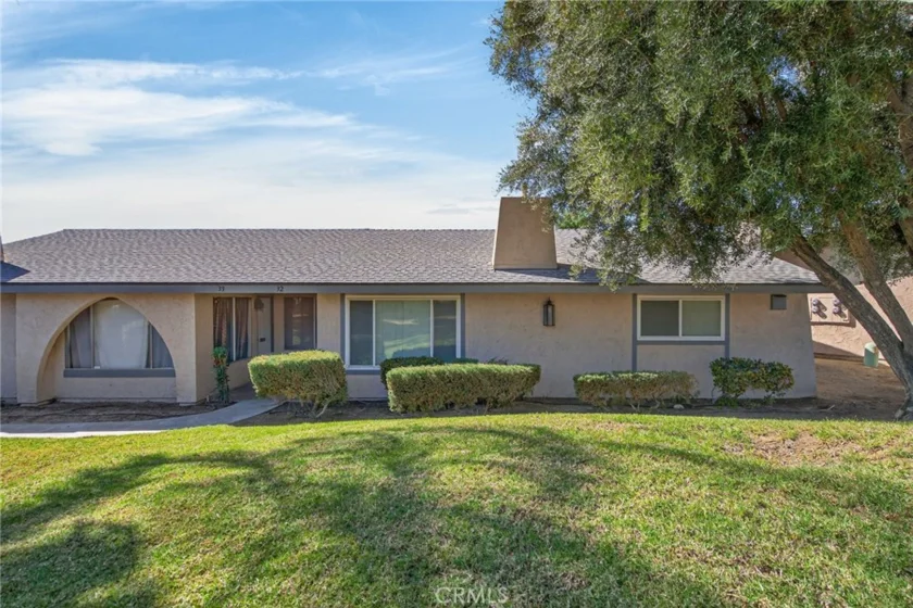 2891 Canyon Crest #32 photo 1