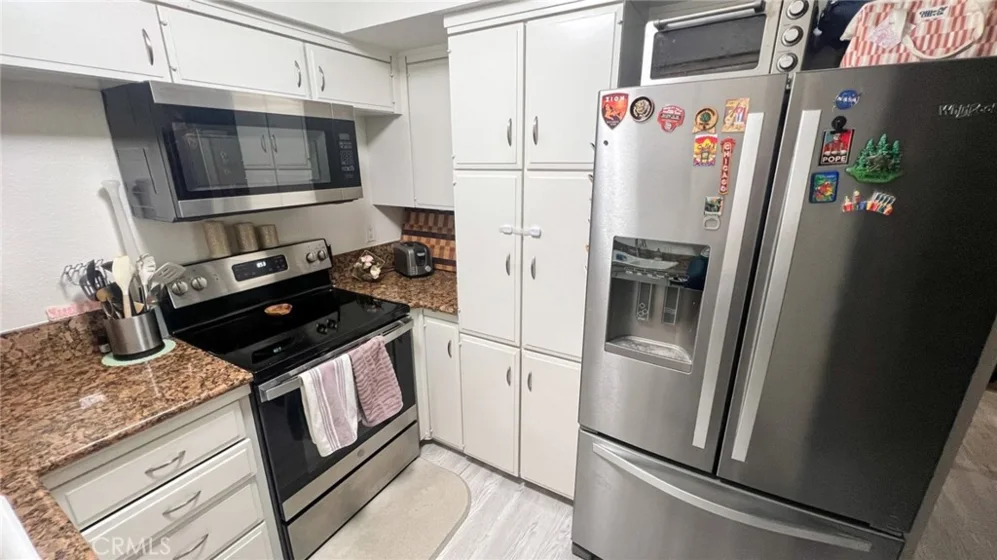 1227 Cameo Lane photo 49