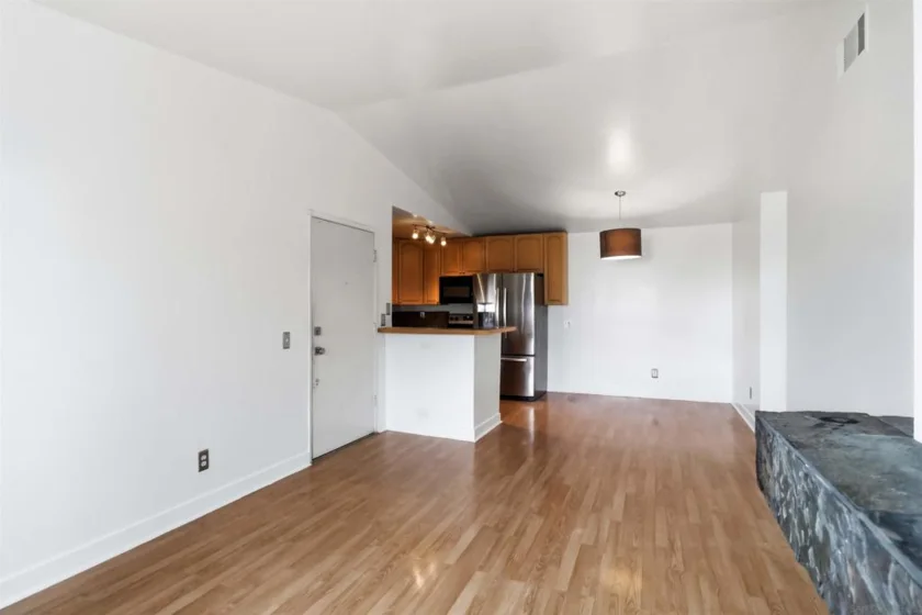 2425 Cranston Drive #34 photo 5
