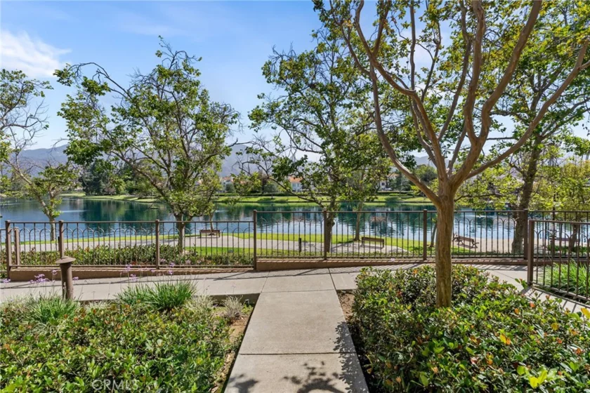 169 Montana Del Lago Drive photo 30