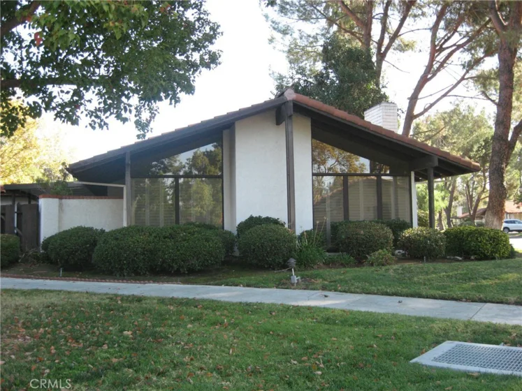 1433 Seven Hills Drive photo 1