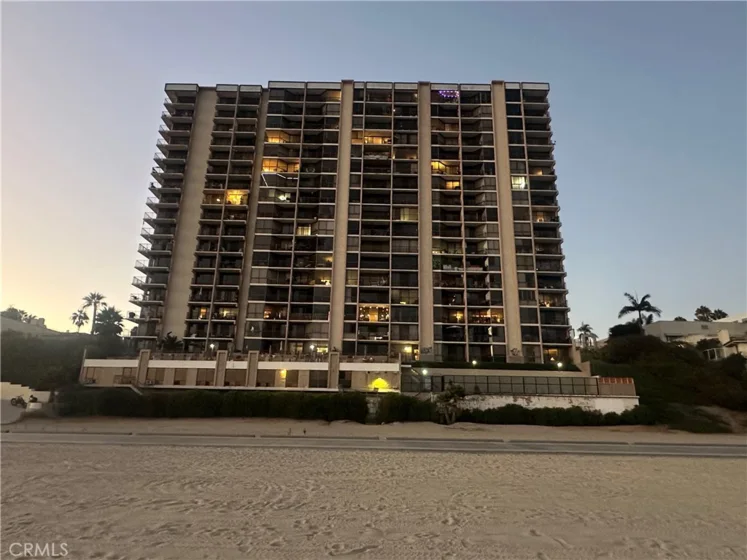 1750 E Ocean #503 photo 1