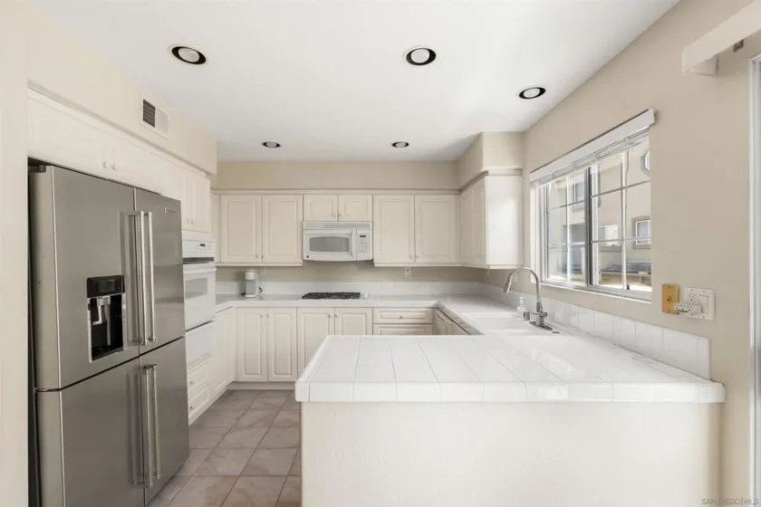 12545 El Camino Real #B photo 35